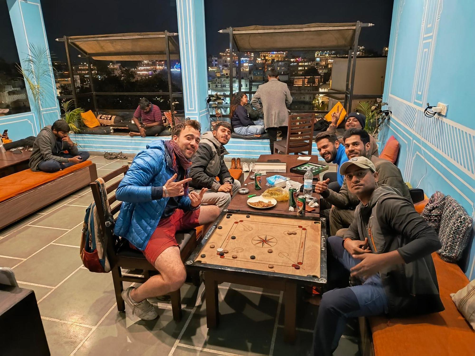 Madpackers Udaipur Hostel Bagian luar foto