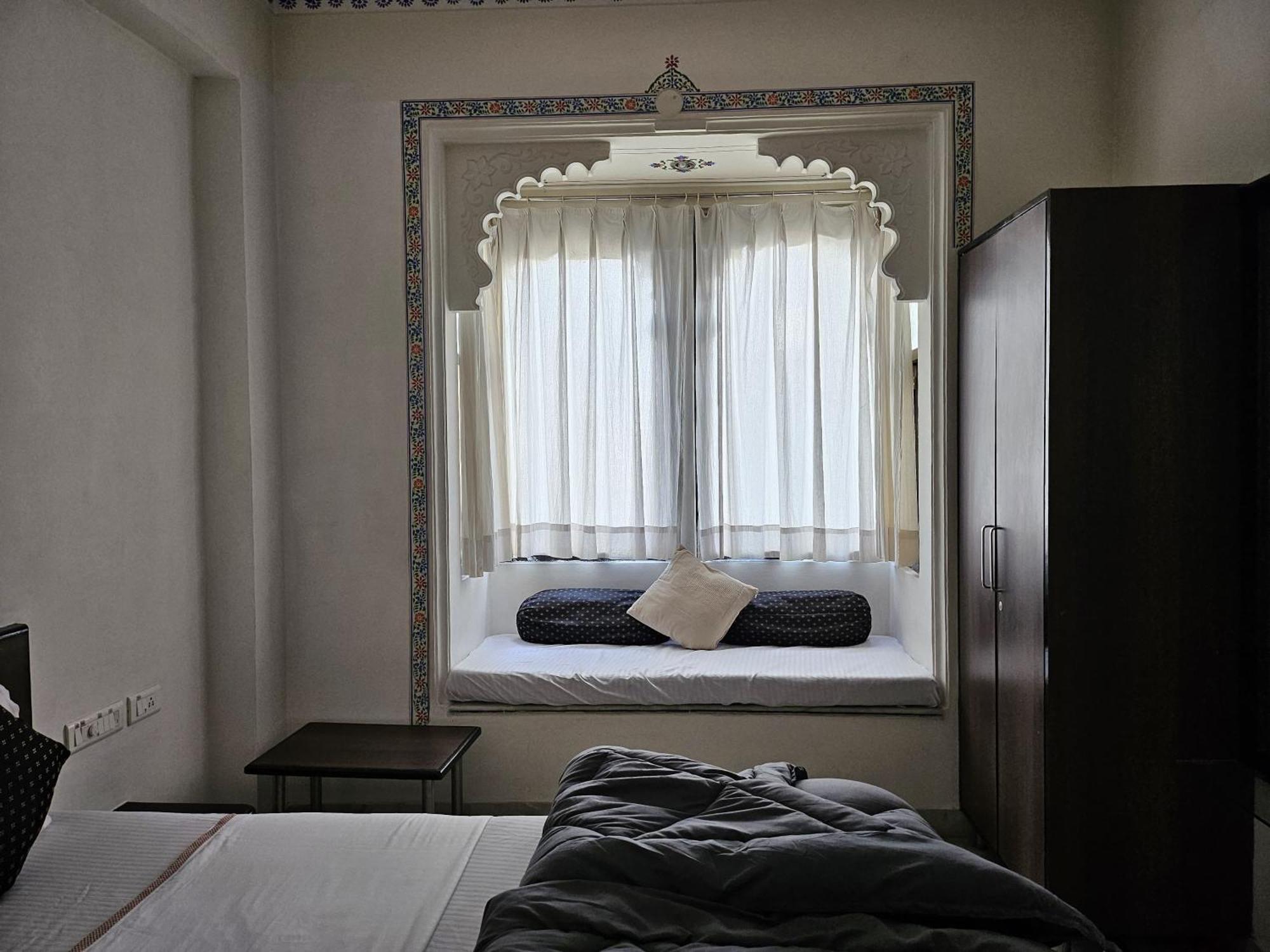 Madpackers Udaipur Hostel Bagian luar foto